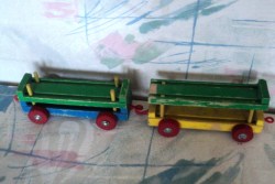 50-60S 2 WOOD 2 LEVEL TRAILERS,WOOD WHEELS, HOOK TOGETHER